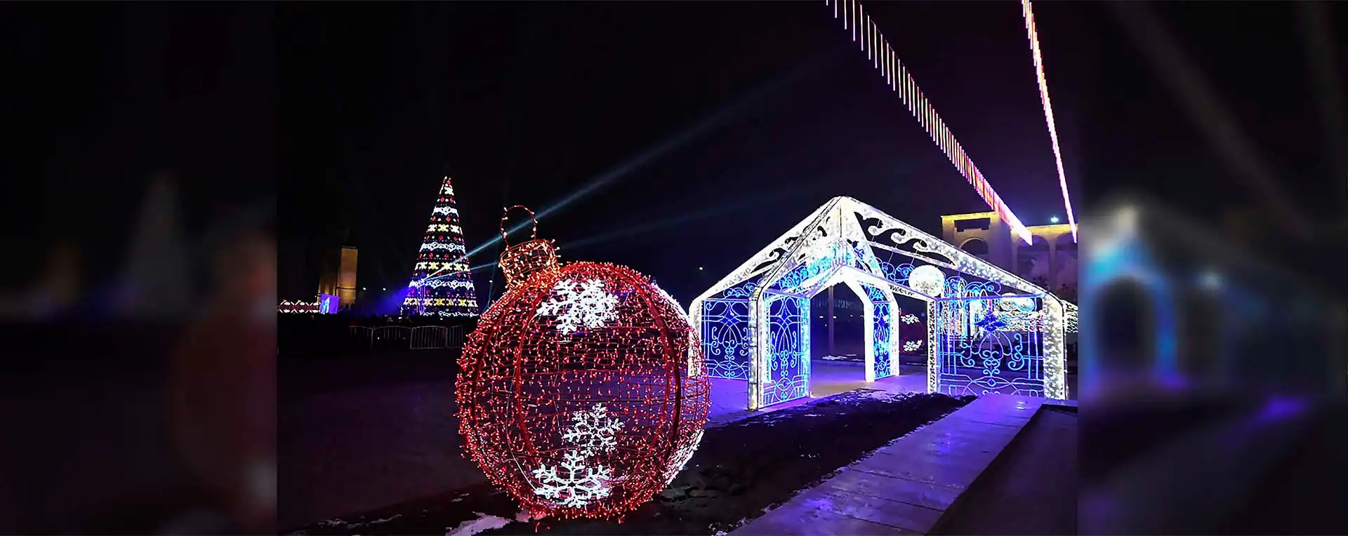 Новогоднее украшение площади Ала- Тоо, 2017-2018г.